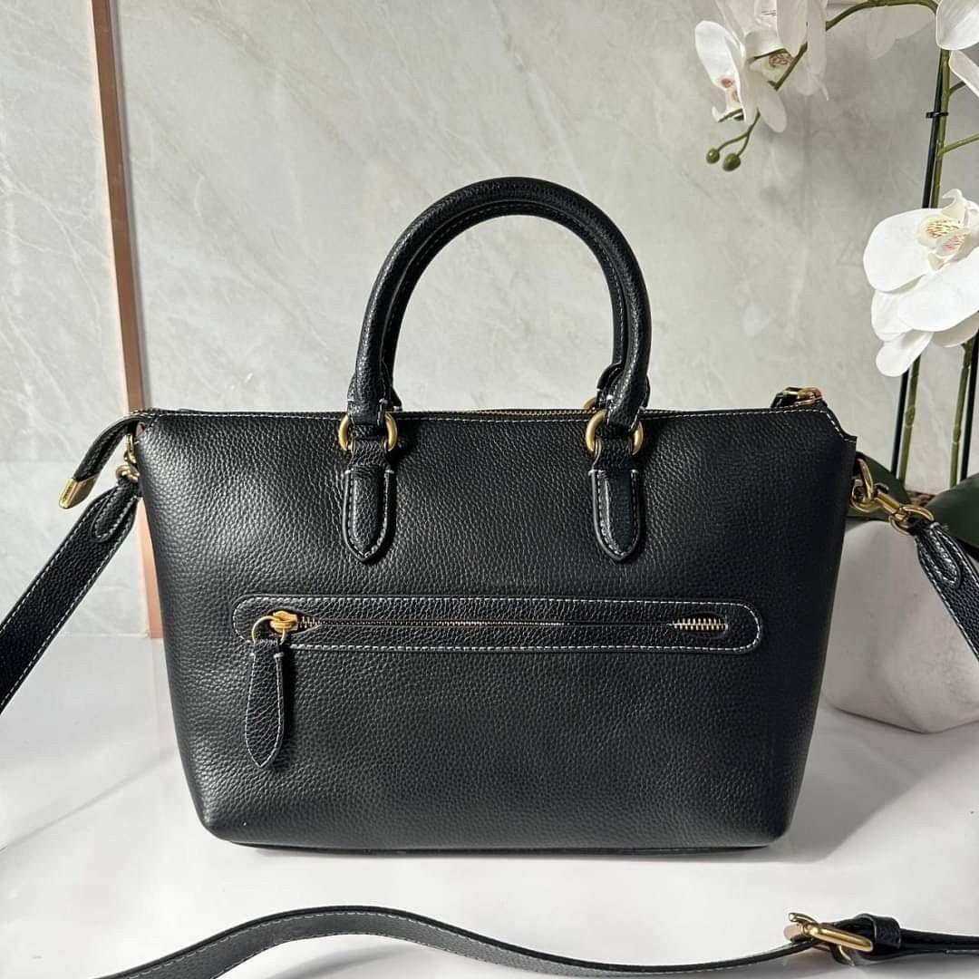 Women's Structured Shoulder Handbag